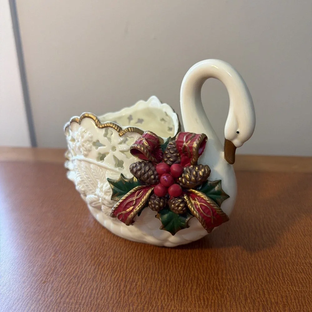 Vintage Swan Sleigh Planter Christmas Gold Accents 6.5